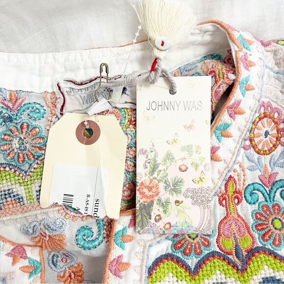 NWT Johnny Was Tamia Boho Drape Top Size XS White Embroidered Bohemian Tunic NEW - Picture 12 of 16